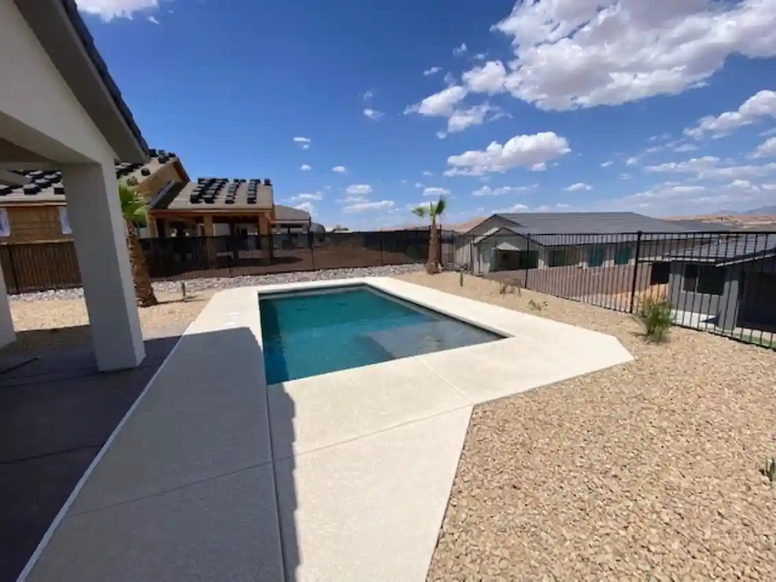 MARTIN-JOE-DECKING-LANDSCAPING-POOL-1