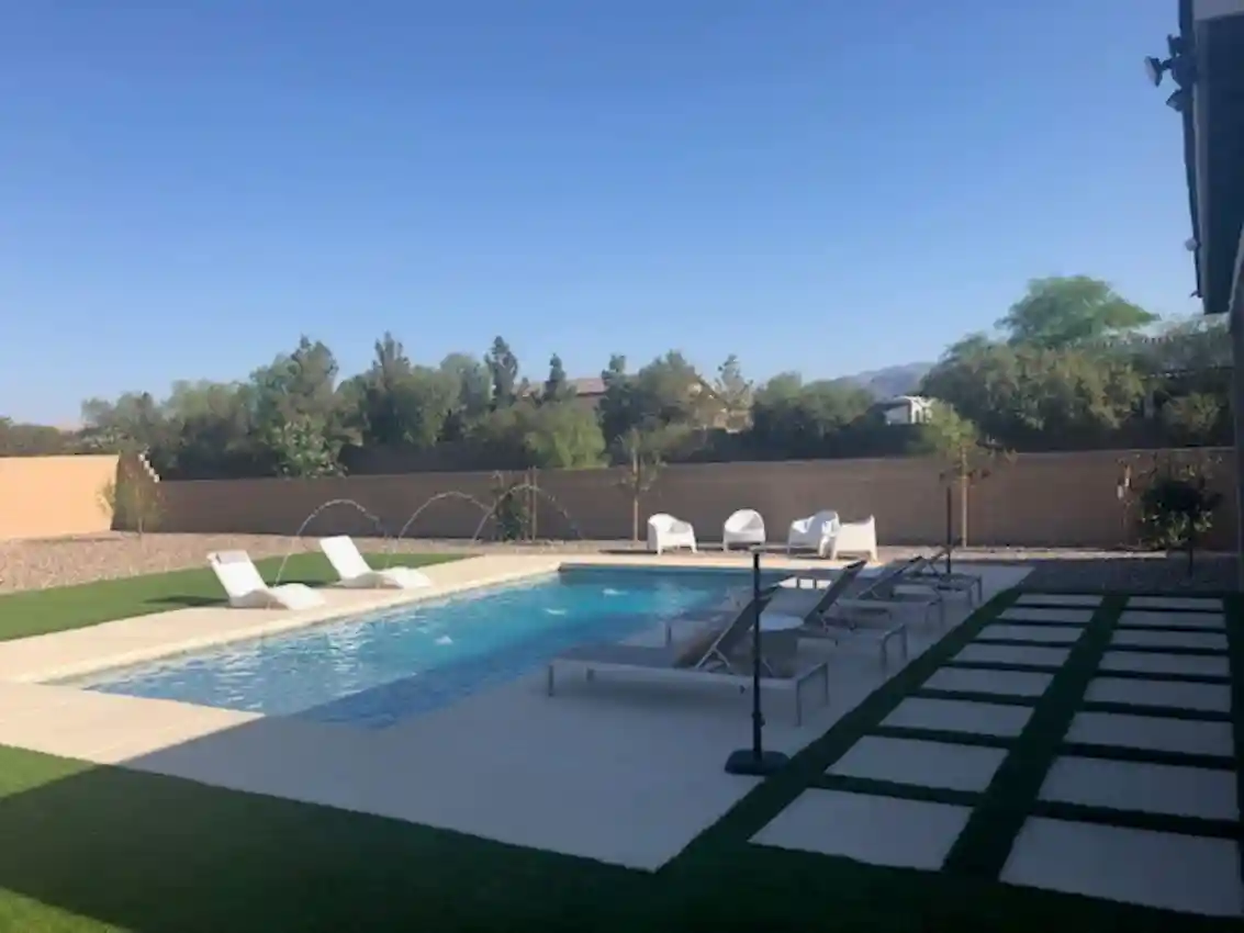 brown-landscaping-stepping-pad