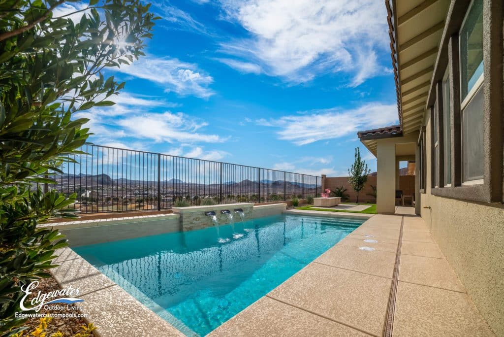 Custom pool by Edgewater Custom Pools – Faro De Marbella Court