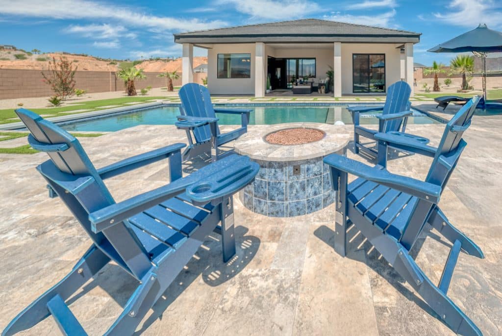 Outdoor living by Edgewater Custom Pools – 542 Golden Eagle Way