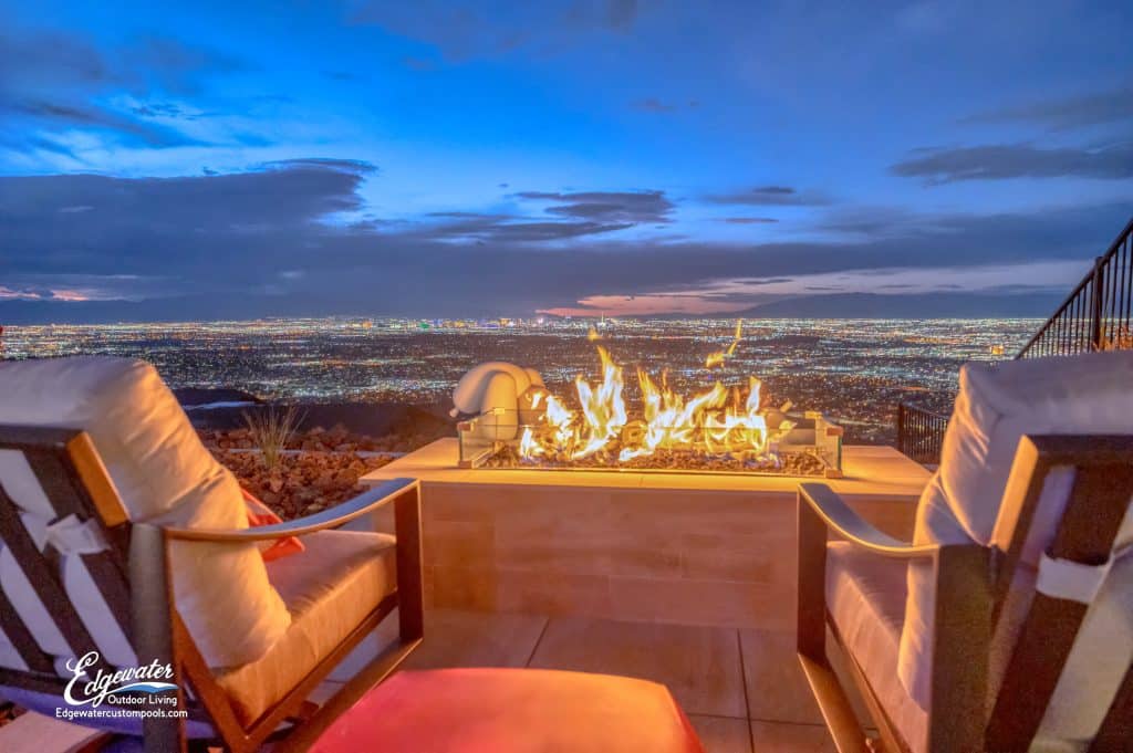 Outdoor living by Edgewater Custom Pools – 498 Overlook Rim Drive