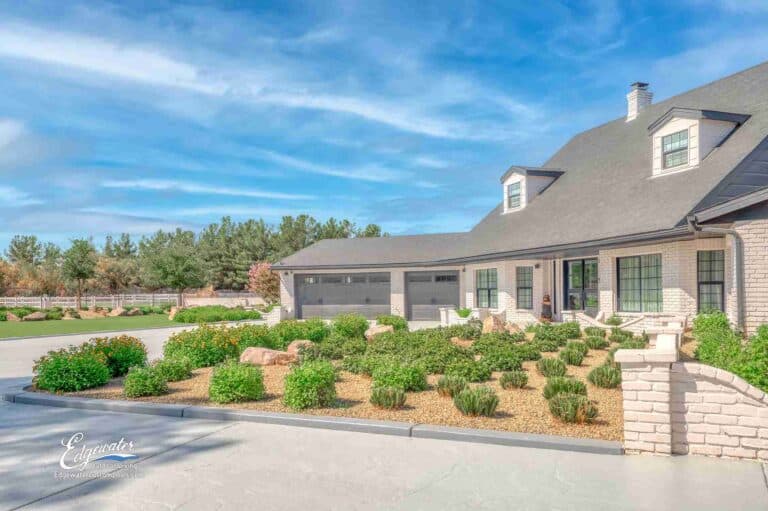 Custom pool by Edgewater Custom Pools – 3550 E. Pama Ln 6 11Zon