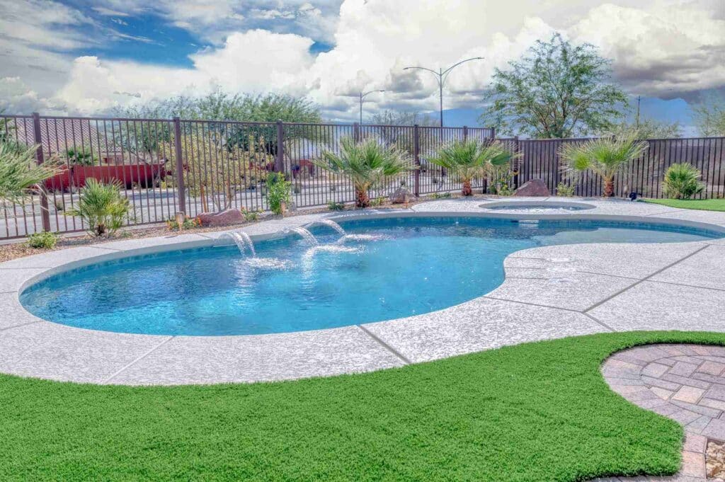 Custom pool by Edgewater Custom Pools – 1294 Rainbow Ridge
