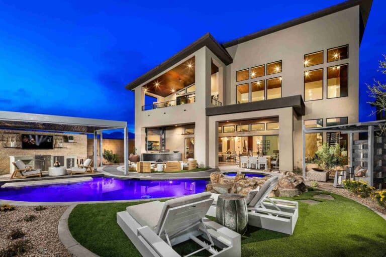 Custom pool by Edgewater Custom Pools – Xiryzueq 11Zon E1792769954351