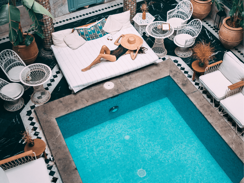 When Should You Remodel Your Pool? Signs Las Vegas Homeowners Shouldn't Ignore