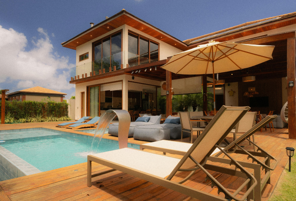 What Type of Pool Finish Lasts the Longest in the Las Vegas Climate: A Homeowner’s Guide