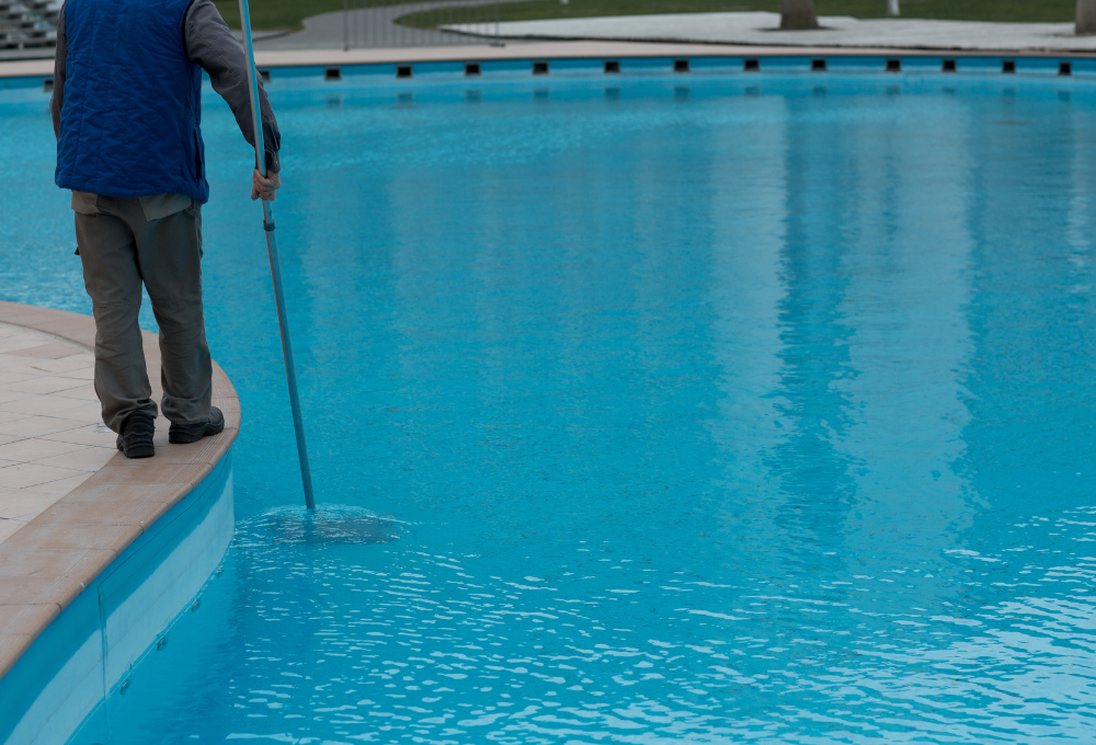 7 Signs You Need Pool Repair ASAP (And the Best Pool Repair Companies Near You)