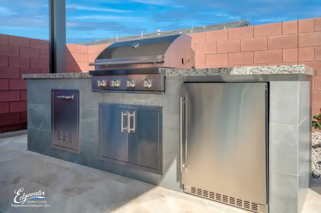 Outdoor living by Edgewater Custom Pools &ndash; 5714 Gilded Horizon Ave