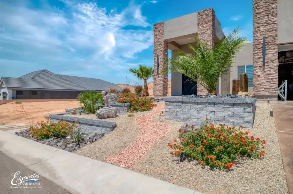 Custom pool by Edgewater Custom Pools – 553 Falcon View Drive