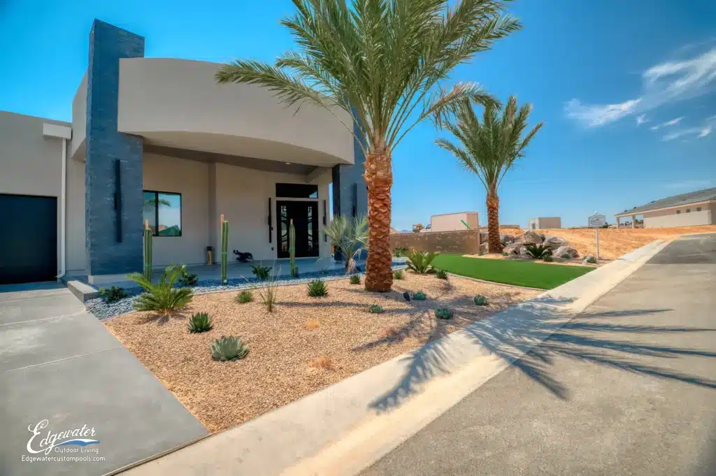 Custom pool by Edgewater Custom Pools – 506 Falcon Lane