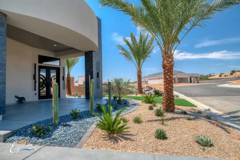 Custom pool by Edgewater Custom Pools – 506 Falcon Lane