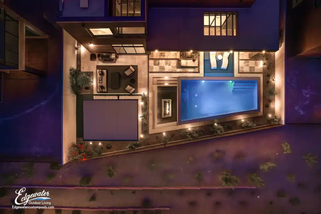Custom pool by Edgewater Custom Pools